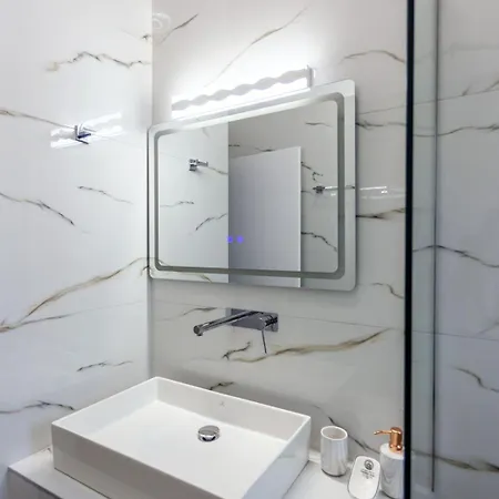 شقة Zacharias هيماري