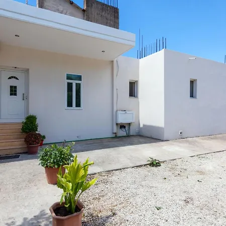 Zacharias Apartamento Himare